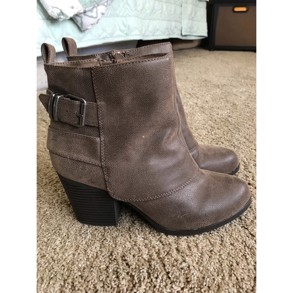 American Rag brown buckle booties